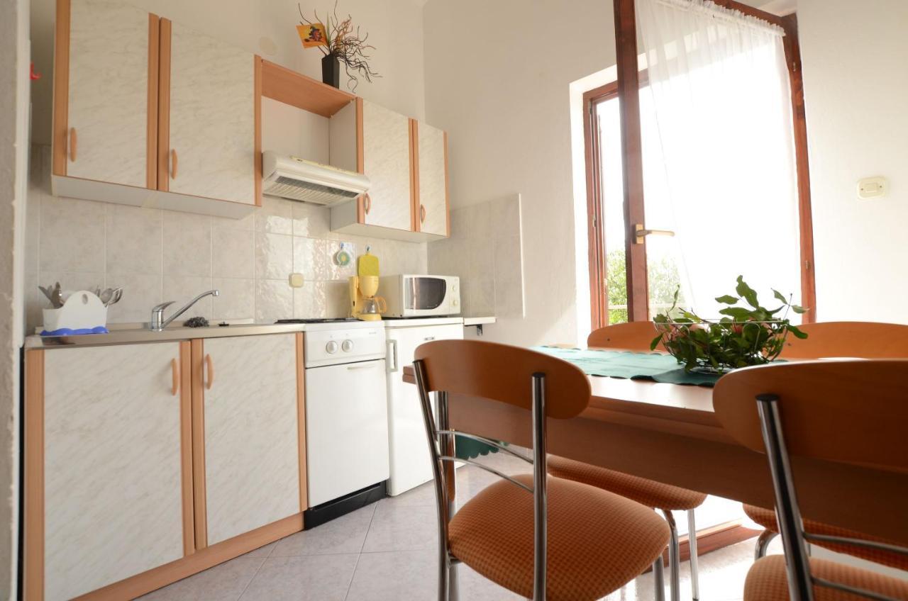 Apartments Josip Pavicini Extérieur photo