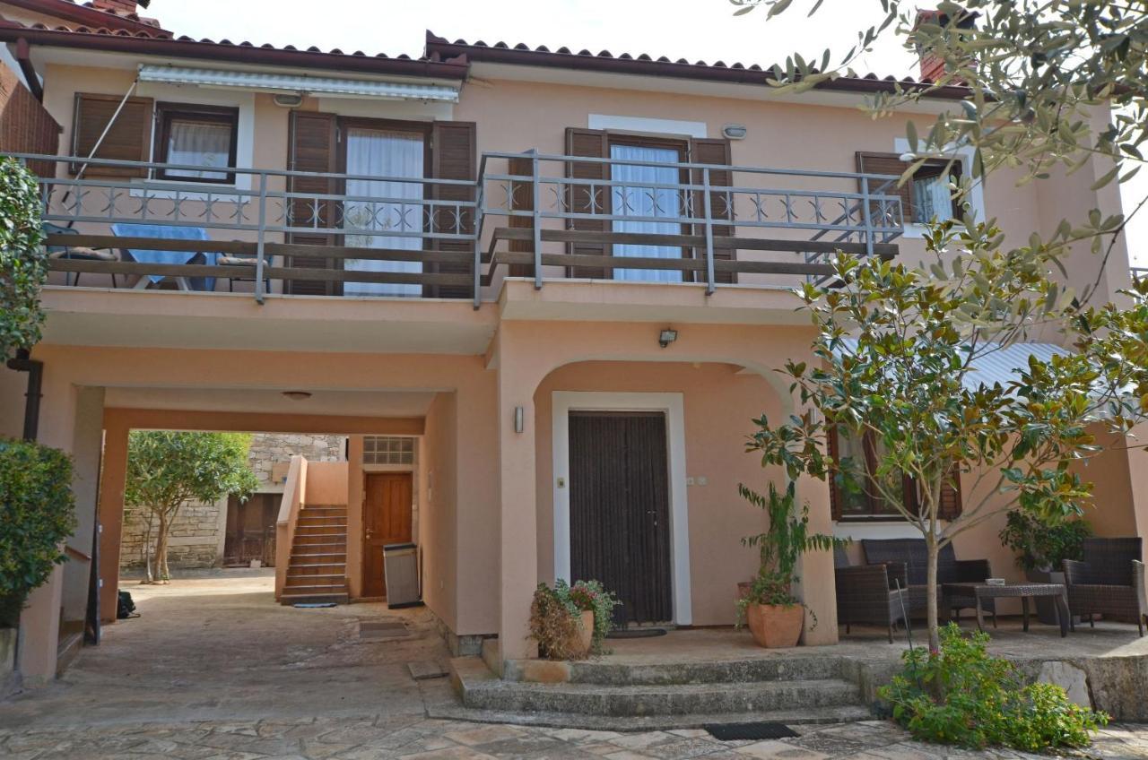 Apartments Josip Pavicini Extérieur photo