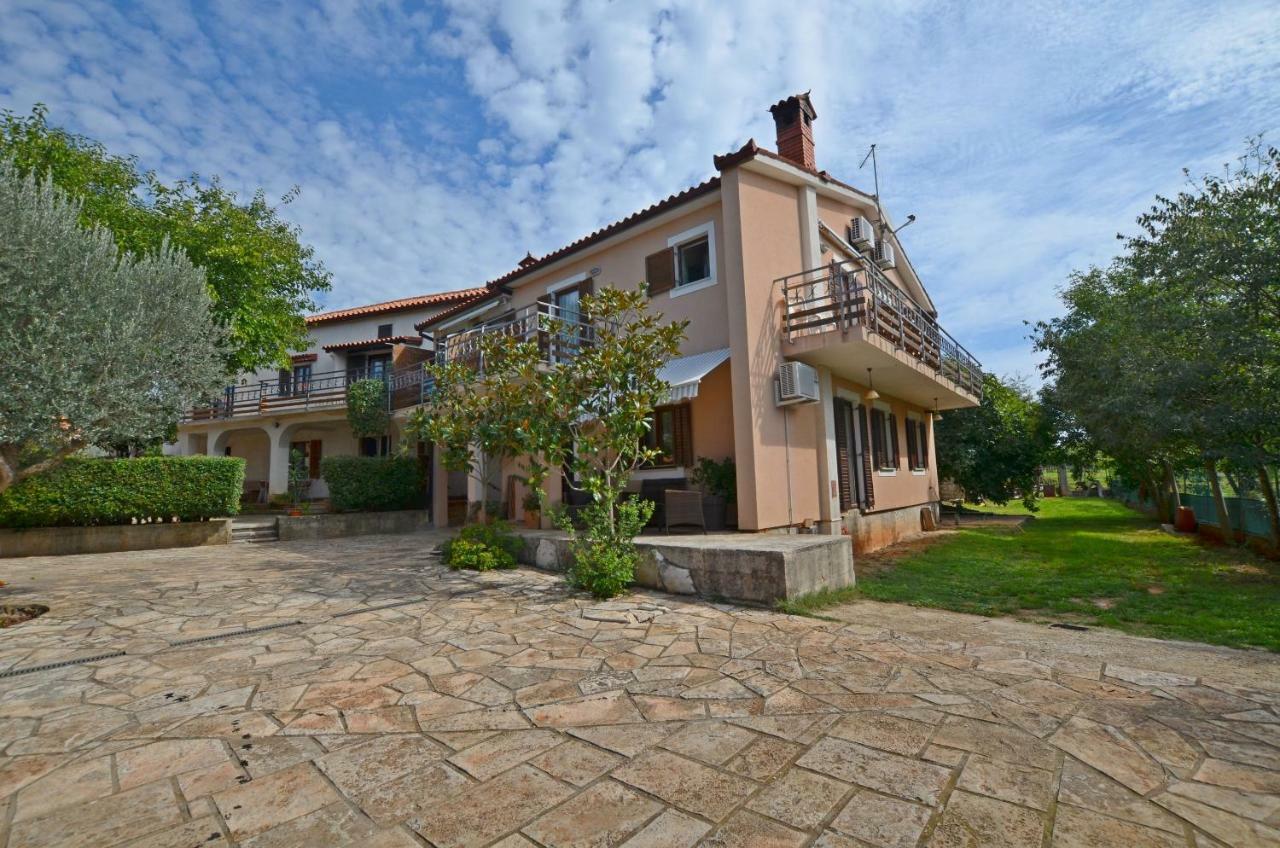 Apartments Josip Pavicini Extérieur photo